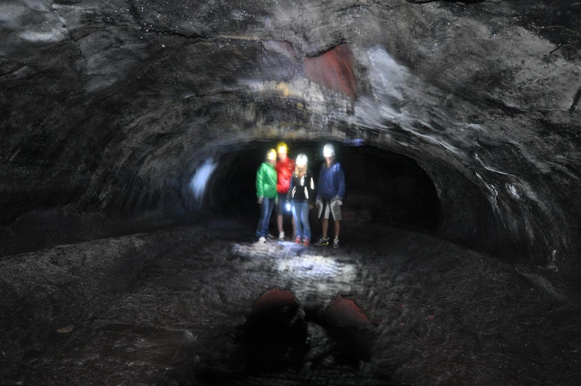 沃尔卡诺阿洛哈火山口旅馆和熔岩隧道之旅住宿加早餐旅馆 外观 照片